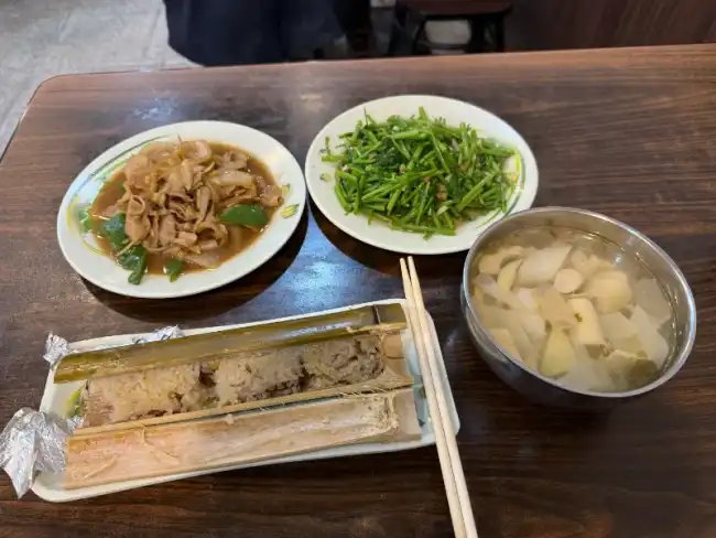 우라이 산지미 식당