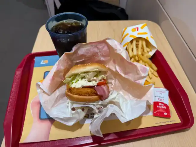 인천공항 롯데리아 햄버거